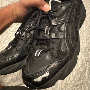 Men's Black Athletic Leather Sneakers